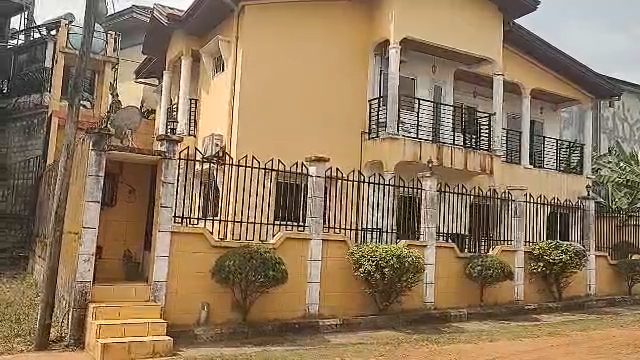 Duplex a vendre yassa ( cité chirac), Yassa( cité chirac)